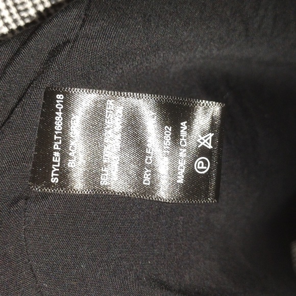 Arula Black and White Plaid Blazer C/3X - Picture 6 of 7